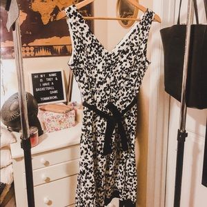 Elegant Black and White Blossom V- Line Dress